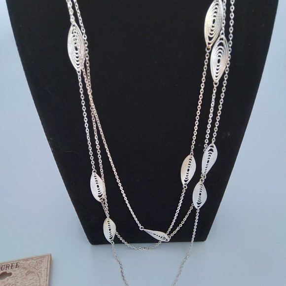 necklace and earring set. different brands - Picture 5 of 7